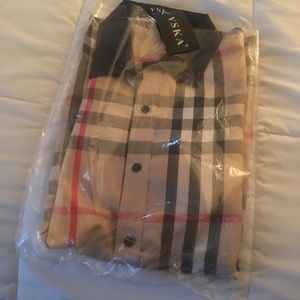 Nice shirt still in the plastic new